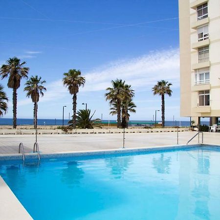 Wonderful Studio Apartment In Front Of The Beach Costa da Caparica Exterior photo